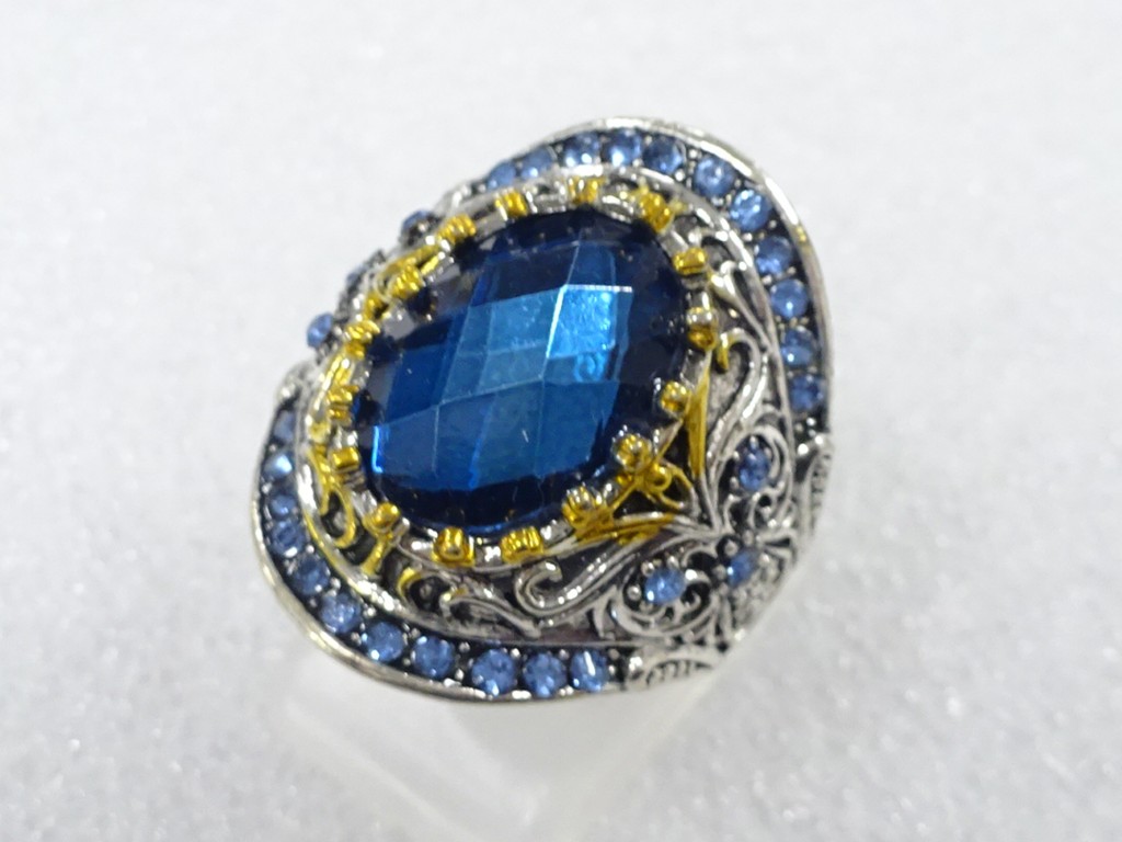 Japanese Kimono / Antique Accessories Metal